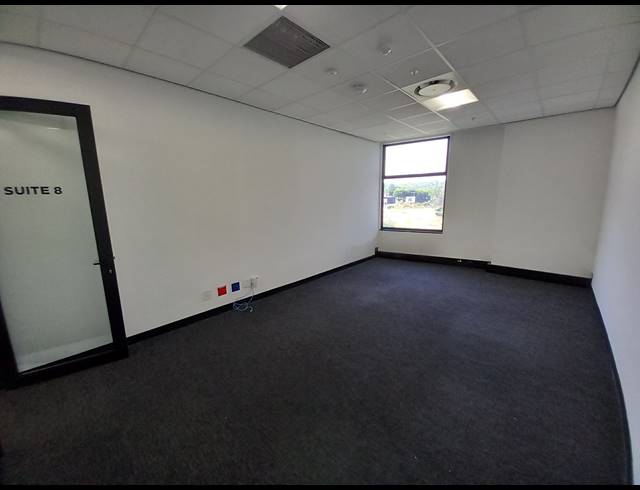 36M² OFFICE TO LET IN GLENADRIENNE